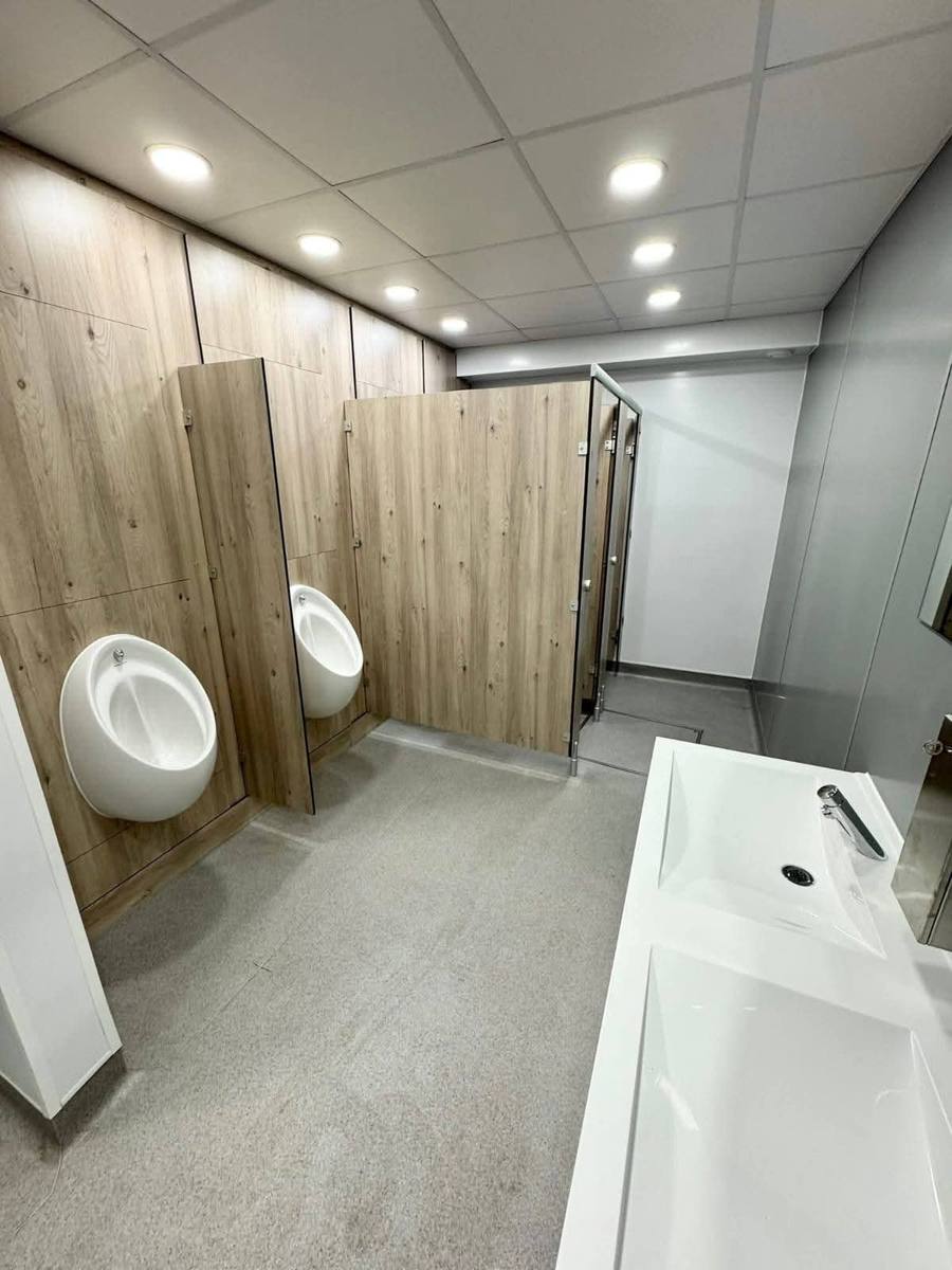 Commercial washroom LED lighting